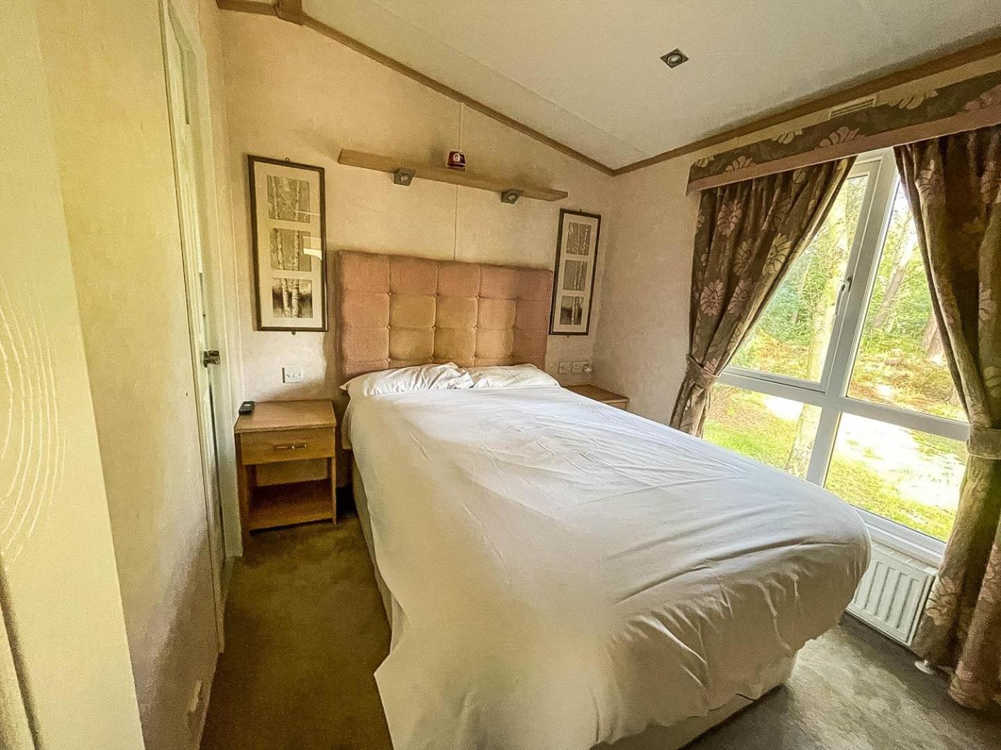 8 Berth Caravan For Hire At Wild Duck In Norfolk Ref 11269mc Great Yarmouth